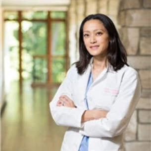 Tracy Kayan board-certified labiaplasty surgeon