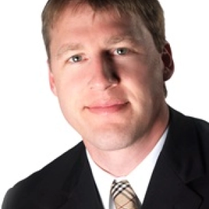 Daniel Kolder board-certified labiaplasty surgeon