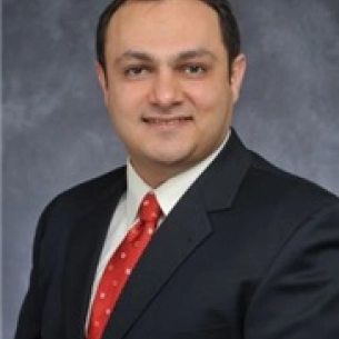 Reza Rod board-certified labiaplasty surgeon