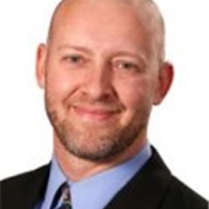 Aaron Frye board-certified labiaplasty surgeon