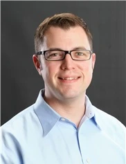 Eric Minns board-certified labiaplasty surgeon