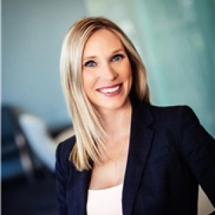 Heather Pena board-certified labiaplasty surgeon