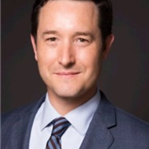 Isak Goodwin board-certified labiaplasty surgeon