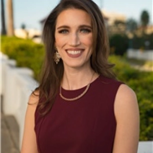 Cassidy Hinojosa board-certified labiaplasty surgeon