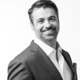 Aric Aghayan board-certified labiaplasty surgeon
