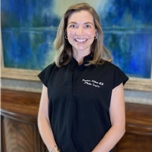 Elizabeth Killion board-certified labiaplasty surgeon