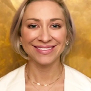 Carrie Houssock board-certified labiaplasty surgeon