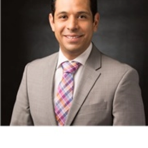 Jose Castro Garcia board-certified labiaplasty surgeon