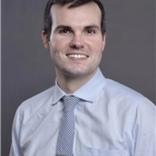 Andreas Lamelas board-certified labiaplasty surgeon