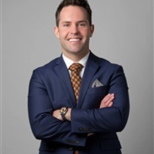Frank Albino board-certified labiaplasty surgeon