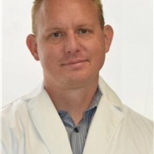 Matthew Bindewald board-certified labiaplasty surgeon