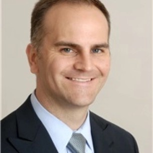 Jason Korn board-certified labiaplasty surgeon
