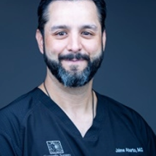 Jaime Aburto board-certified labiaplasty surgeon