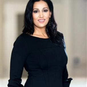 Kiranjeet Gill board-certified labiaplasty surgeon