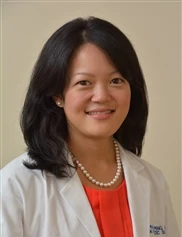 Stephanie Peng board-certified labiaplasty surgeon