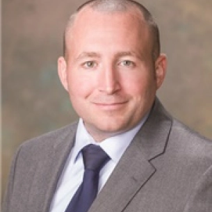 Brad Morrow board-certified labiaplasty surgeon