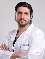 Andres Mascaro board-certified labiaplasty surgeon