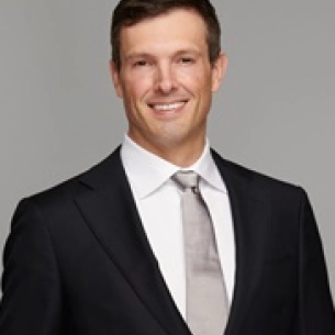 Kristopher Hamwi board-certified labiaplasty surgeon