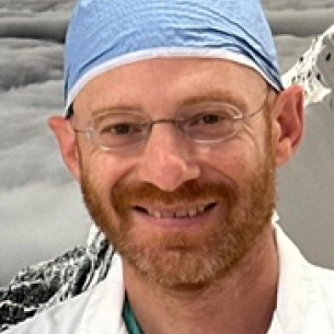 Gabriel Kaufman board-certified labiaplasty surgeon