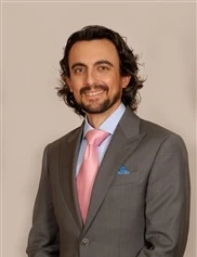 Phillip Khan board-certified labiaplasty surgeon