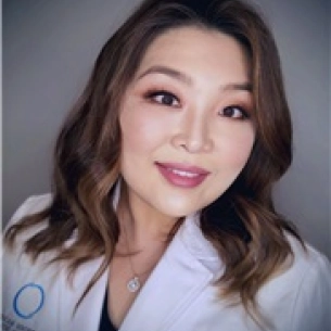 Susie Rhee board-certified labiaplasty surgeon