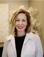 Stephanie Teotia board-certified labiaplasty surgeon