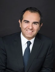 Fadi Nukta board-certified labiaplasty surgeon