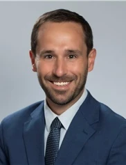 Andrew Navarrete board-certified labiaplasty surgeon