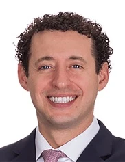 Yoav Kaufman board-certified labiaplasty surgeon
