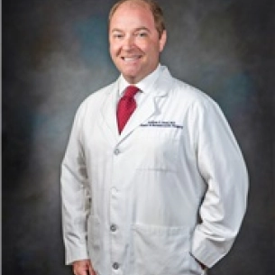 Andrew Freel board-certified labiaplasty surgeon