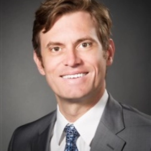 Adam Perry board-certified labiaplasty surgeon