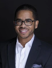 Nicholas Jones board-certified labiaplasty surgeon