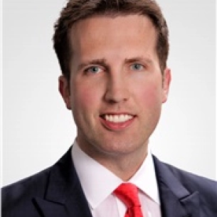 Richard Reish board-certified labiaplasty surgeon