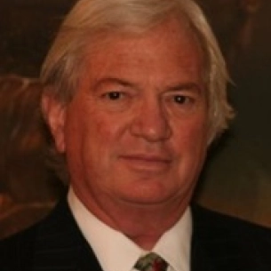 Alan Kisner board-certified labiaplasty surgeon