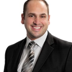 George Xipoleas board-certified labiaplasty surgeon