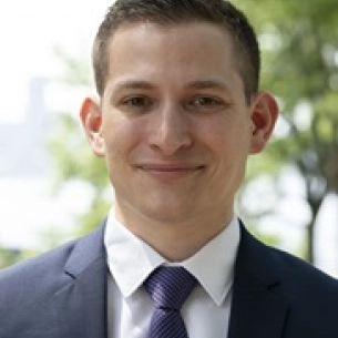 Matthew Delmauro board-certified labiaplasty surgeon