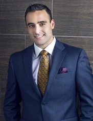 Gabriel Del Corral board-certified labiaplasty surgeon