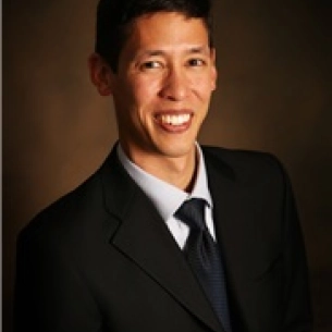 Daniel Suver board-certified labiaplasty surgeon