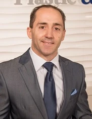 Scott Geiger board-certified labiaplasty surgeon