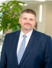 Jaron McMullin board-certified labiaplasty surgeon