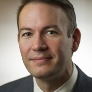Mark Schoemann board-certified labiaplasty surgeon