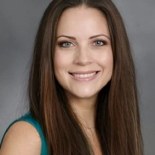Tara Huston board-certified labiaplasty surgeon
