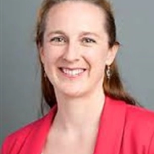 Joyce McIntyre board-certified labiaplasty surgeon