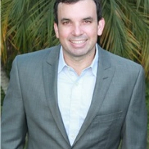 David Dorfman board-certified labiaplasty surgeon