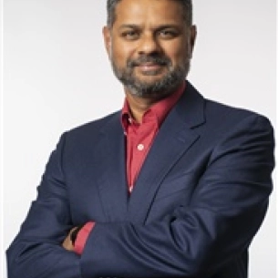 Mark Shashikant board-certified labiaplasty surgeon