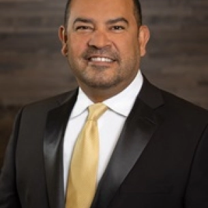 Juan Ortiz board-certified labiaplasty surgeon