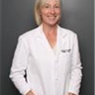 Angela Keen board-certified labiaplasty surgeon