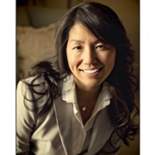 Grace Ma board-certified labiaplasty surgeon