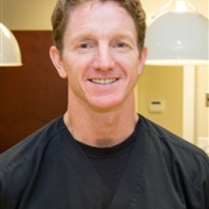 Steven Barr board-certified labiaplasty surgeon