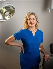 Elisa Burgess board-certified labiaplasty surgeon